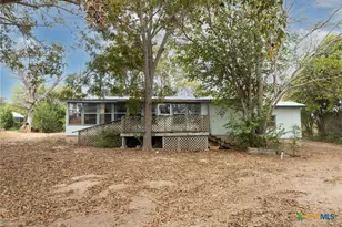 114 Navajo Trail, Seguin, TX 78155 - Photo 9