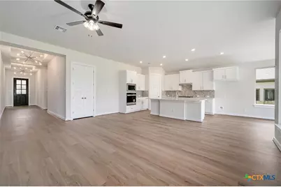 1823 Weinnacht, New Braunfels, TX 78132 - Photo 7