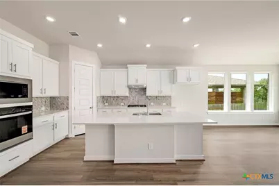1823 Weinnacht, New Braunfels, TX 78132 - Photo 11