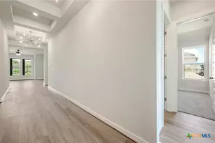 1823 Weinnacht, New Braunfels, TX 78132 - Photo 5