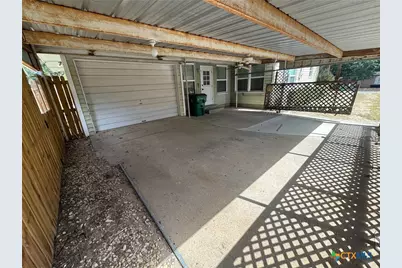 300 N Bowie, Cameron, TX 76520 - Photo 13