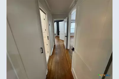 300 N Bowie, Cameron, TX 76520 - Photo 7