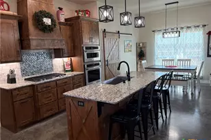 5851 Moccasin Bend Rd, Gatesville, TX 76528 - Photo 9