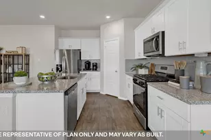 1678 Kolbe Trl, New Braunfels, TX 78130 - Photo 15