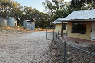 2100 Fm 2722, New Braunfels, TX 78132 - Photo 27