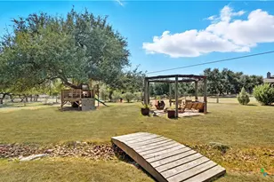 1627 Bussola, New Braunfels, TX 78132 - Photo 37