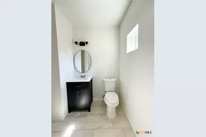 510 Krause Street, Victoria, TX 77901 - Photo 11