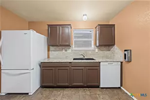 6525 Brooks Dr, Temple, TX 76502 - Photo 11