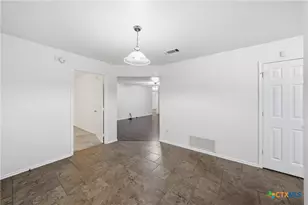 6525 Brooks Dr, Temple, TX 76502 - Photo 11