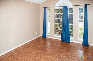 303 Bridle Ln, Victoria, TX 77904 - Photo 19