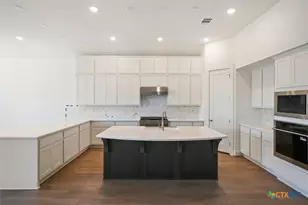 11718 Hackford, San Antonio, TX 78254 - Photo 3