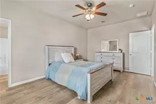 2512 Tarrant County Dr, Killeen, TX 76549 - Photo 11