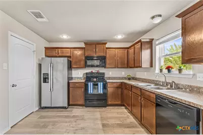 2512 Tarrant County Drive, Killeen, TX 76549 - Photo 7