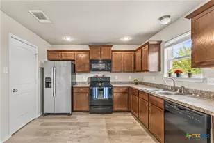 2512 Tarrant County Dr, Killeen, TX 76549 - Photo 7