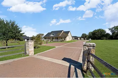 422 Callahan Loop, Temple, TX 76501 - Photo 3