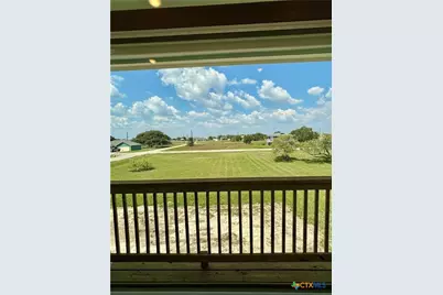 638 Swallow, Palacios, TX 77465 - Photo 21