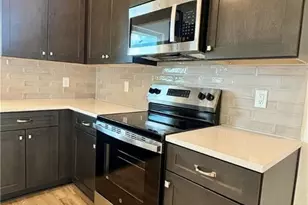 638 Swallow, Palacios, TX 77465 - Photo 7