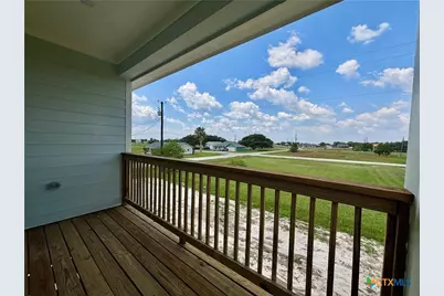 638 Swallow, Palacios, TX 77465 - Photo 23