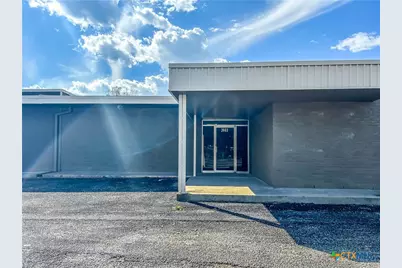 2403 N Laurent, Victoria, TX 77901 - Photo 3