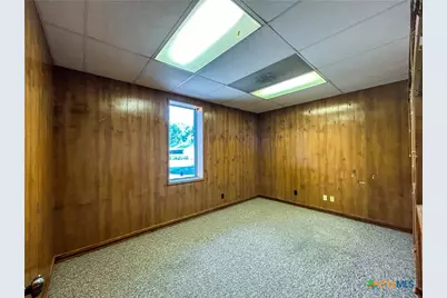 2403 N Laurent, Victoria, TX 77901 - Photo 19