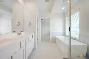 203 Bodensee Pl, New Braunfels, TX 78130 - Photo 13