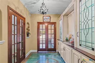 130 Post Oak Cir, Inez, TX 77968 - Photo 13