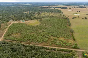 1078 Mueller Lang Rd, Cuero, TX 77954 - Photo 5