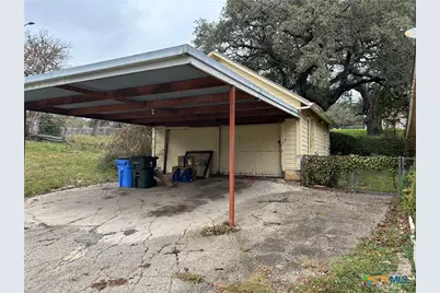 816 S Austin Street, Seguin, TX 78155 - Photo 17