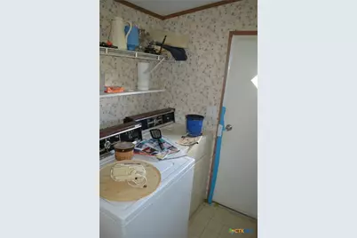 1160 Alleyton Road, Columbus, TX 78934 - Photo 15