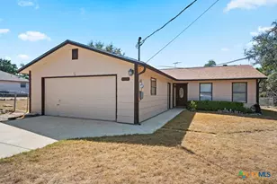 1369 Lakeview Dr, Canyon Lake, TX 78133 - Photo 1