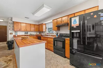 1369 Lakeview Drive, Canyon Lake, TX 78133 - Photo 7