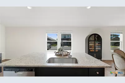 150 Legendary Trail Loop, Floresville, TX 78114 - Photo 17