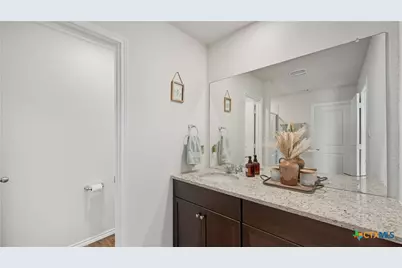 150 Legendary Trail Loop, Floresville, TX 78114 - Photo 33