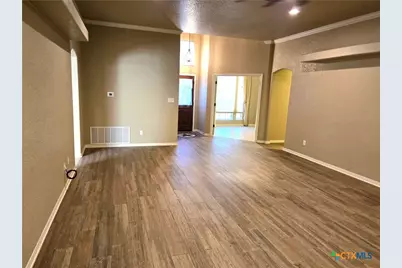 6308 Roxbury Avenue, Temple, TX 76502 - Photo 7