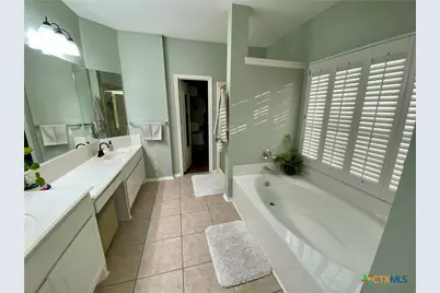 256 Las Brisas Boulevard, Seguin, TX 78155 - Photo 13