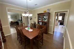 256 Las Brisas Blvd, Seguin, TX 78155 - Photo 9