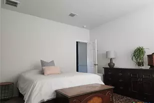 136 Ragnar Dr, Jarrell, TX 76537 - Photo 5