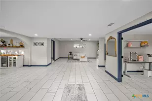 133 Alamo Dr, Pipe Creek, TX 78063 - Photo 3