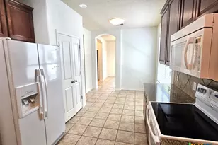 213 Ranch House Rd, Cibolo, TX 78108 - Photo 3