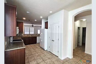 213 Ranch House Road, Cibolo, TX 78108 - Photo 5