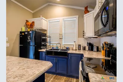 4113 Hermosa Drive, Kingsland, TX 78639 - Photo 17