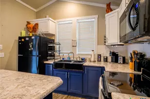 4113 Hermosa Dr, Kingsland, TX 78639 - Photo 17