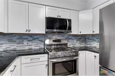 8410 Glen Canyon Drive, Round Rock, TX 78681 - Photo 9