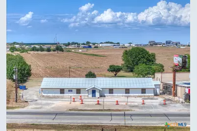 2918 W Kingsbury Street, Seguin, TX 78155 - Photo 15