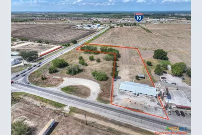 2918 W Kingsbury Street, Seguin, TX 78155 - Photo 23