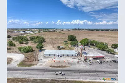 2918 W Kingsbury Street, Seguin, TX 78155 - Photo 19