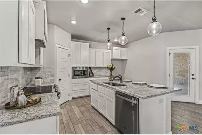 220 Pecan Meadow Lane, Harker Heights, TX 76548 - Photo 7