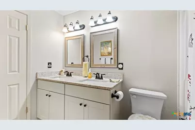 949 Burges Street, Seguin, TX 78155 - Photo 13