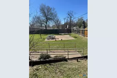 518 N 8th Street, Temple, TX 76501 - Photo 23