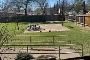 518 N 8th St, Temple, TX 76501 - Photo 23